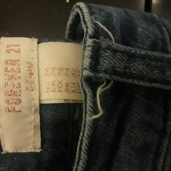 Forever 21 Highwaist Distressed Jeans - Picture 4 of 6